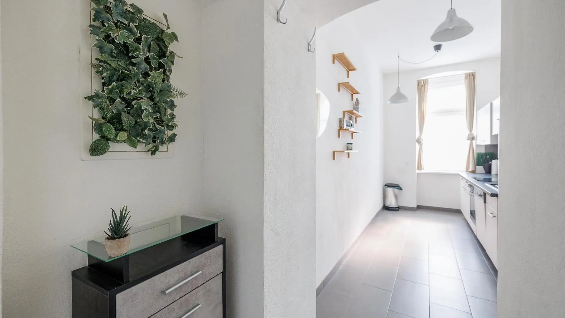 Modern City Apartment In Vienna