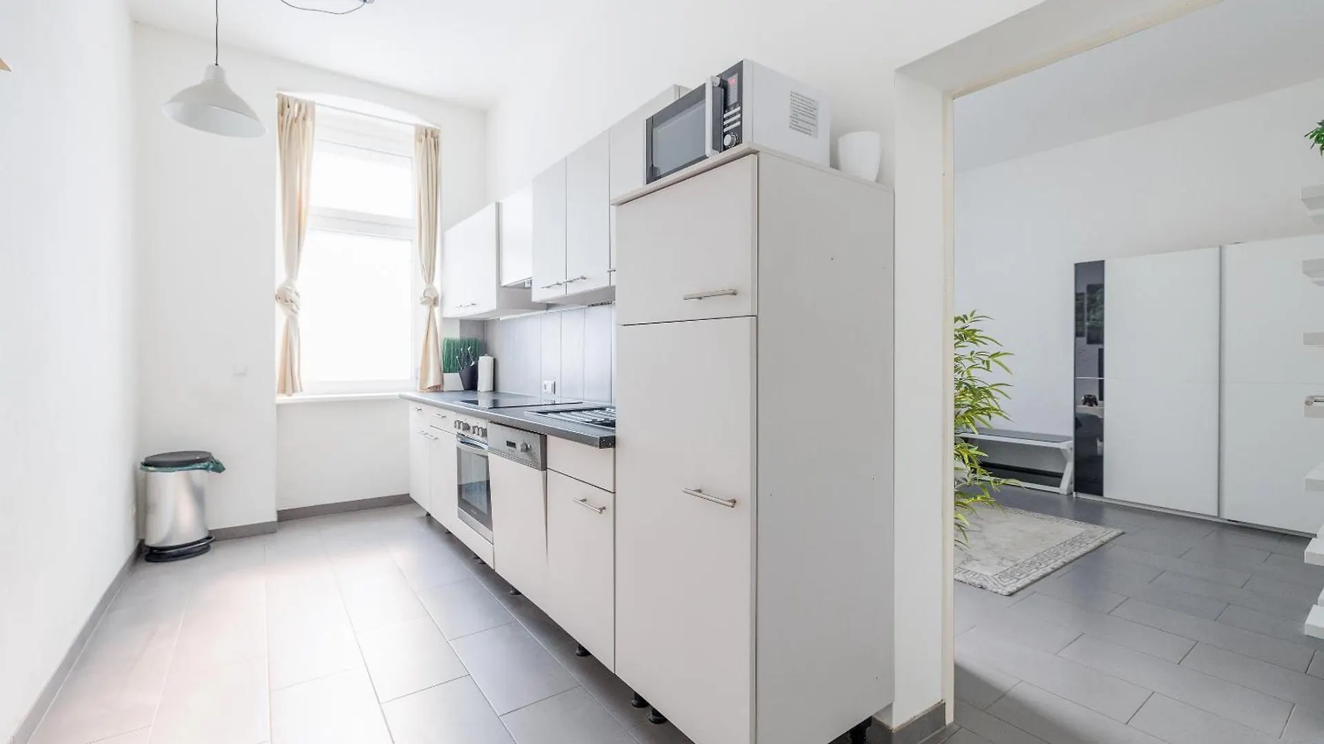 Modern City Apartment In Vienna