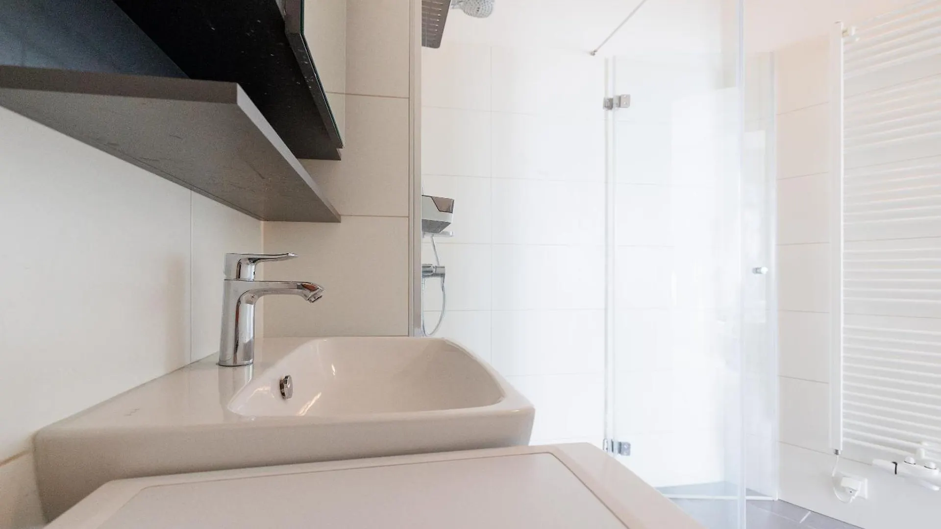 Modern City Apartment In Vienna Austria