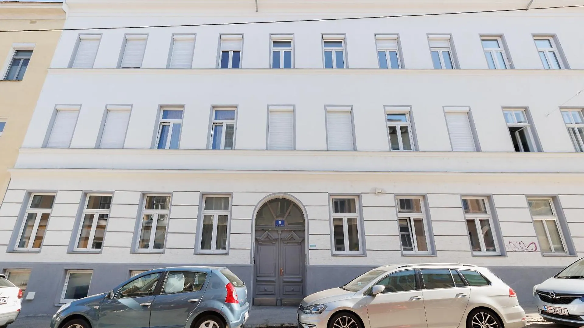 Modern City Apartment In Wien